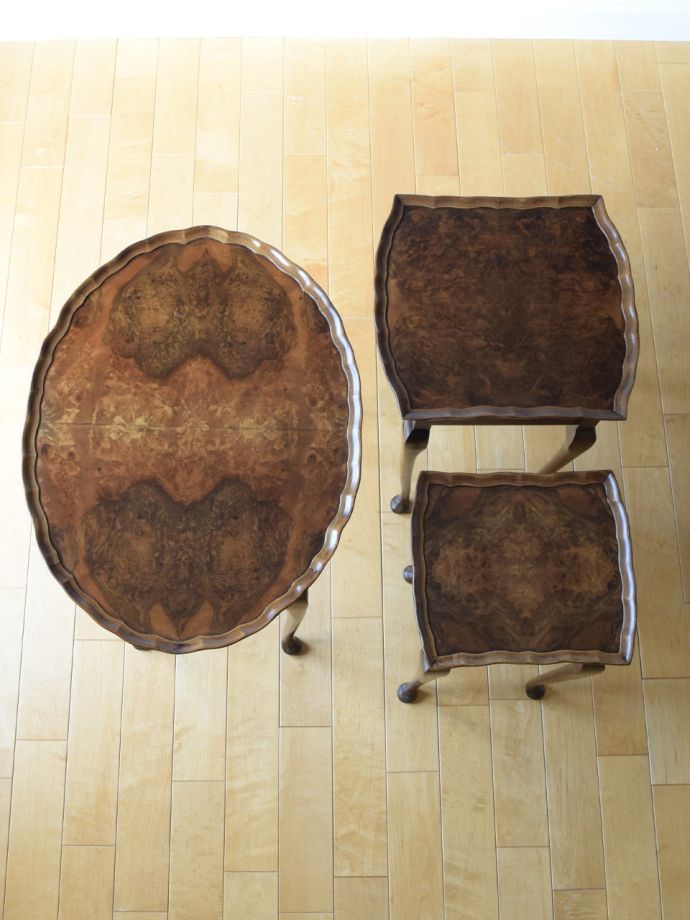 アンティークのテーブルの天板