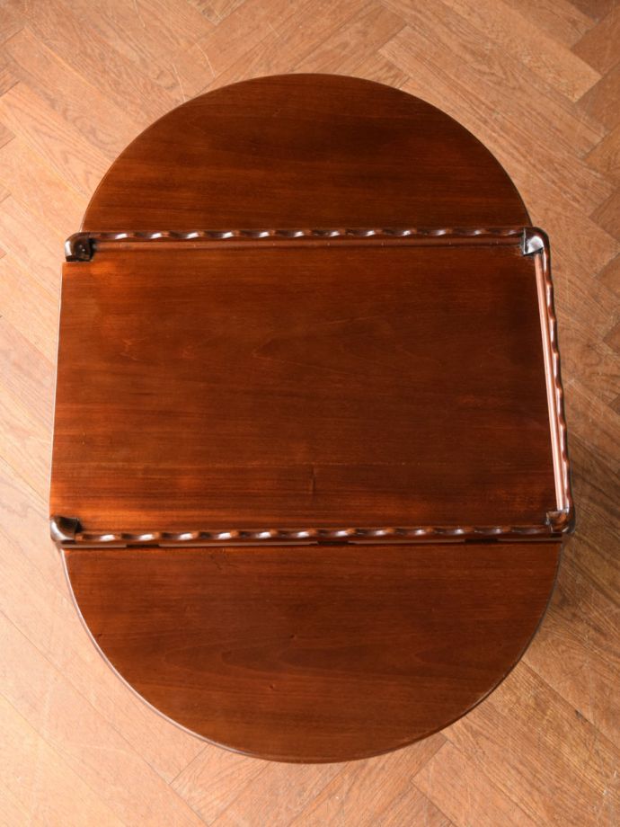 天板を広げた折り畳みワゴン