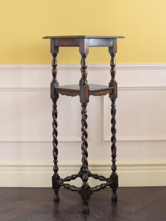 プランツスタンドの側面