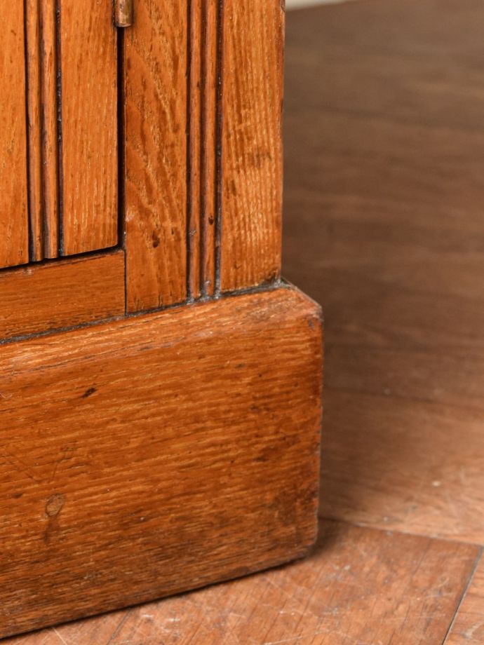 アンティーク家具の脚