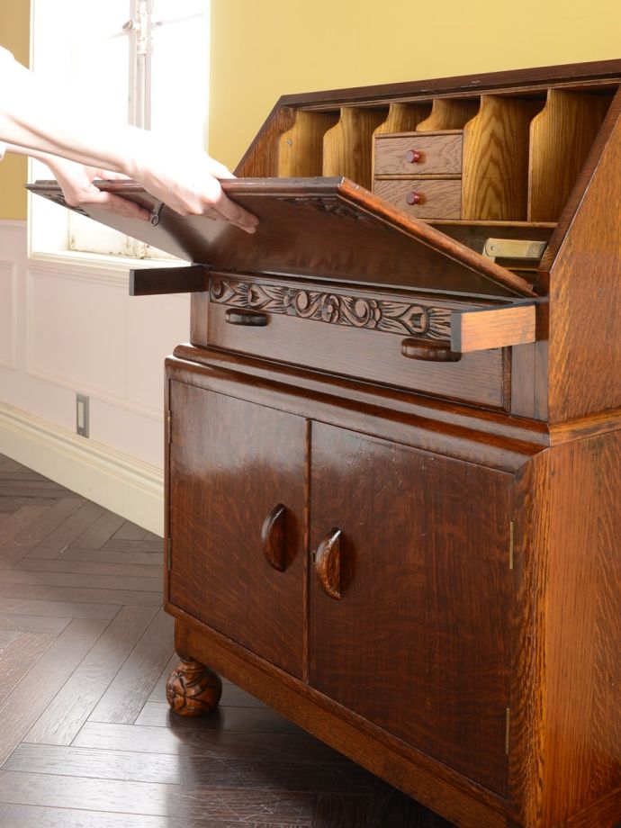 ビューローの扉を倒すと