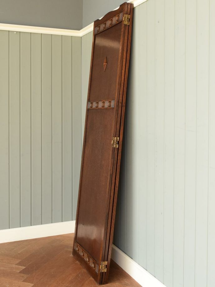 折りたためる衝立