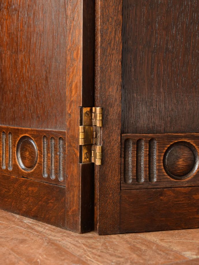 折り畳めるパーテーション