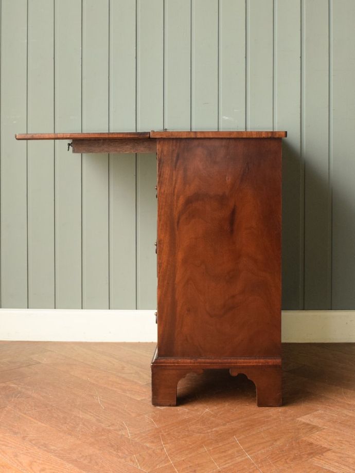 チェストの側面