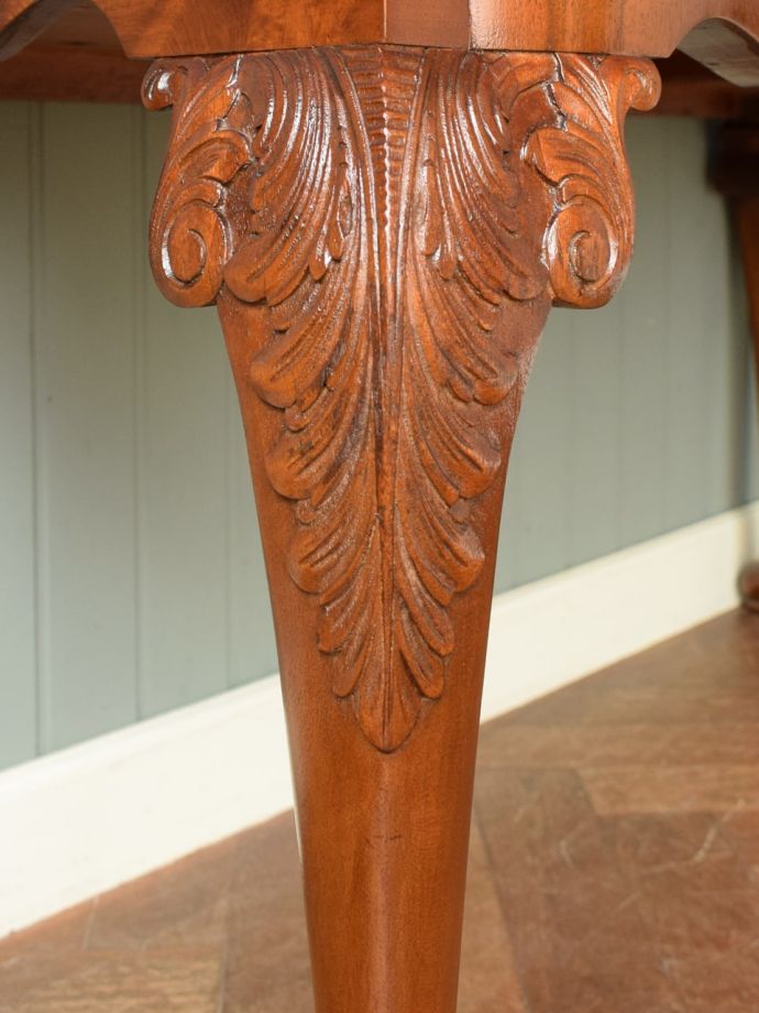 サイドボードの装飾