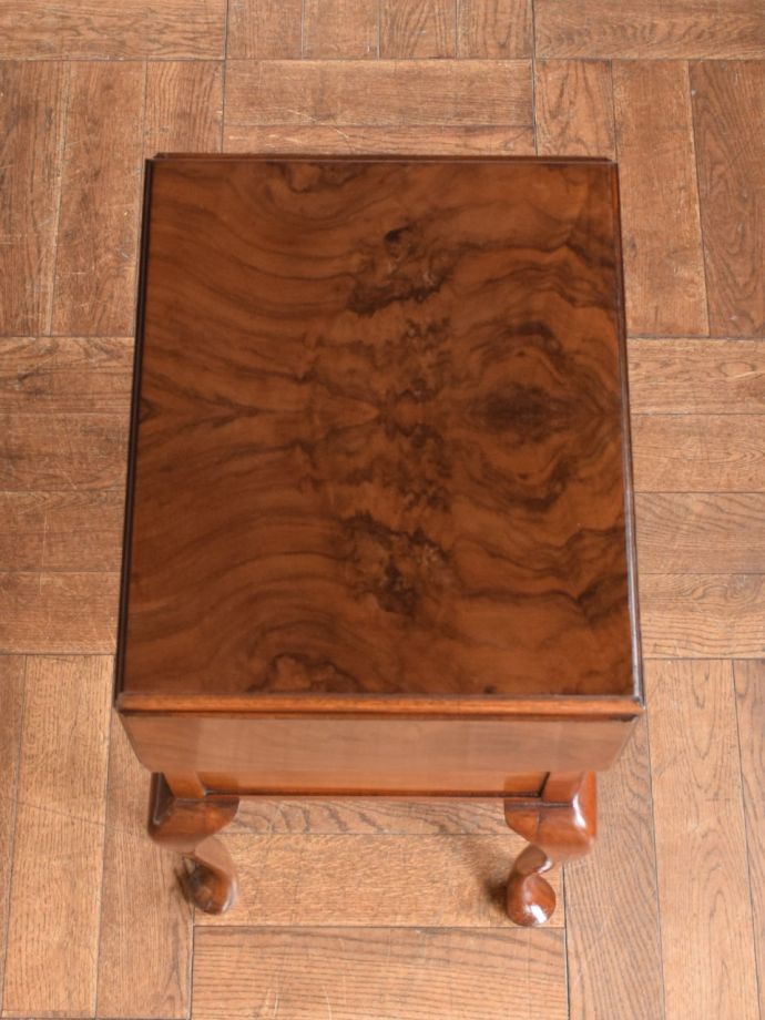 アンティークチェストの天板