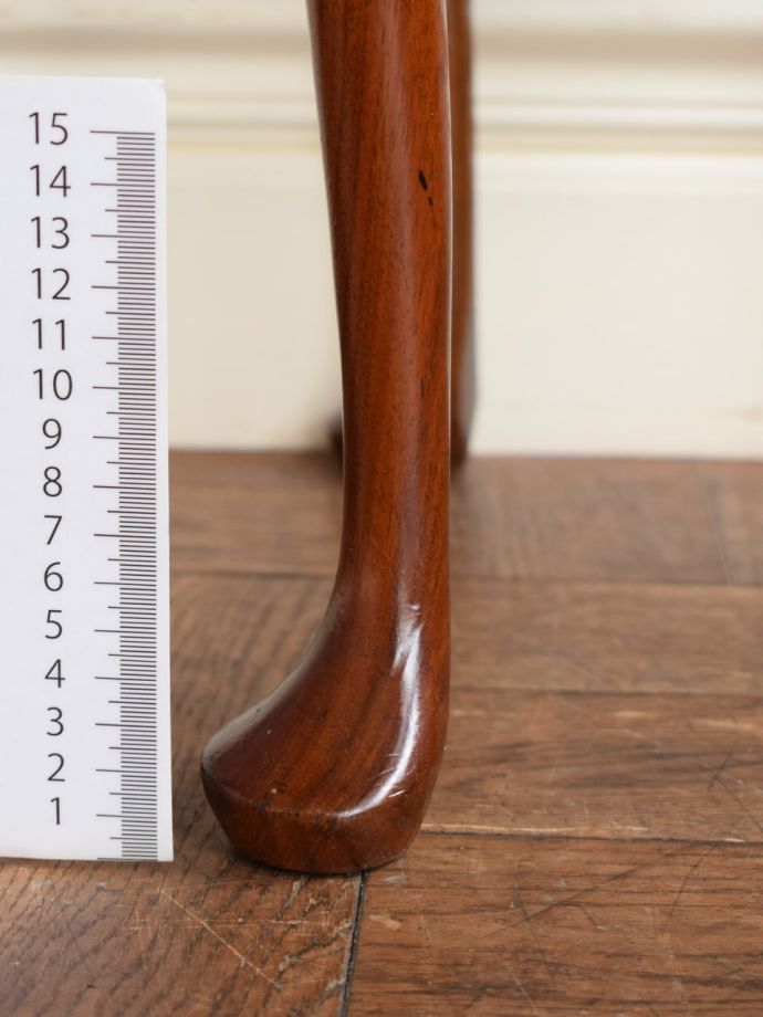 アンティーク家具の脚