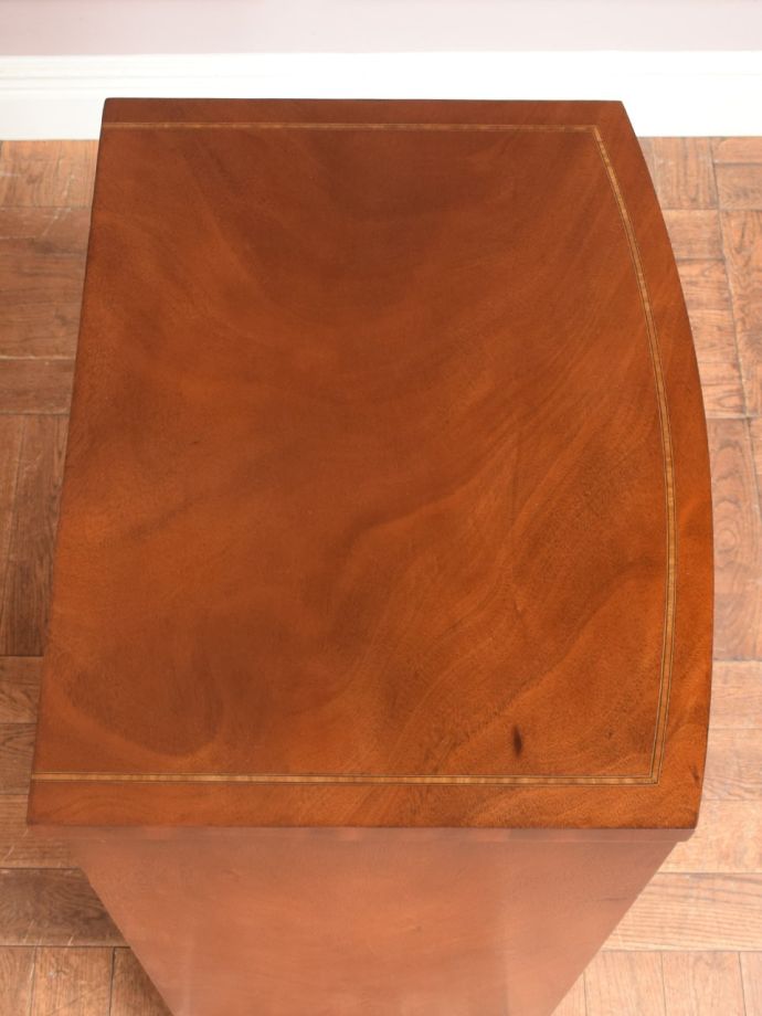 おしゃれなチェストの天板