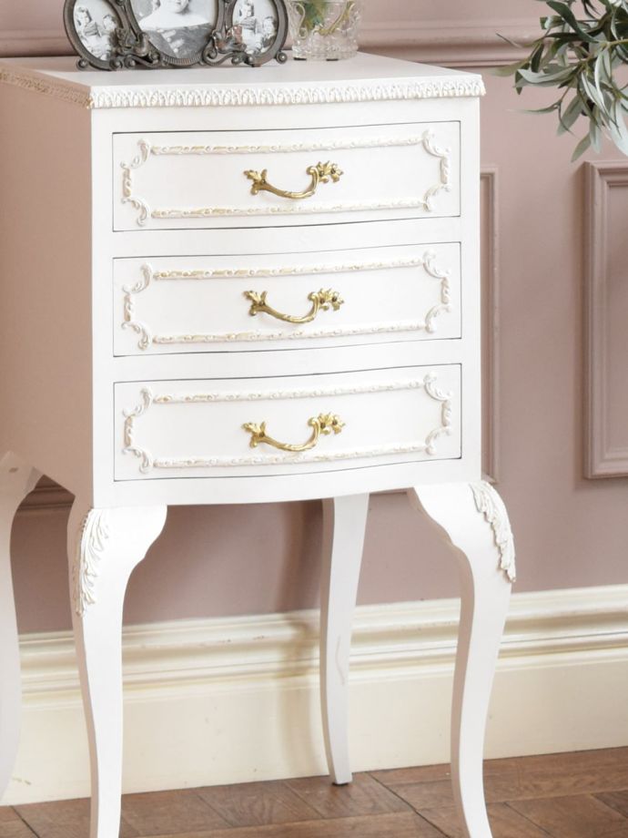 フランスの家具らしい装飾