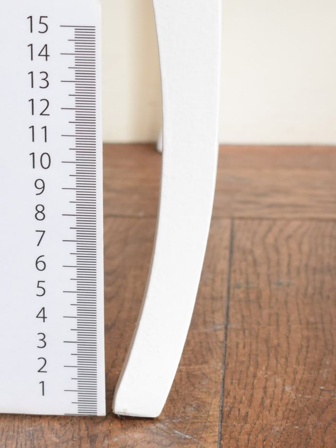 アンティーク家具の脚