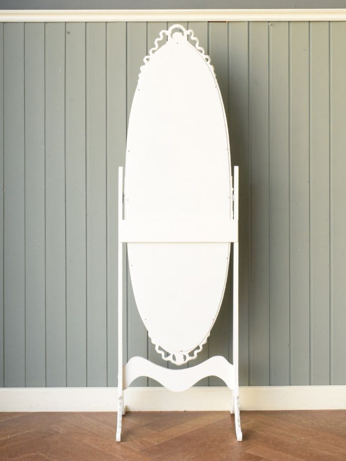 シュバルミラーの後ろ姿