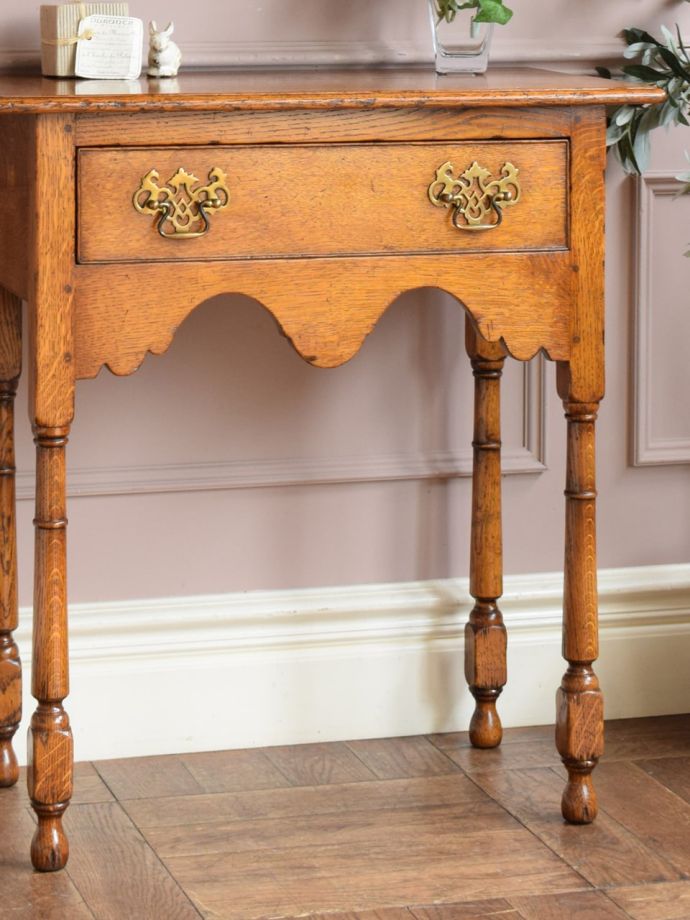 おしゃれなコンソールテーブル