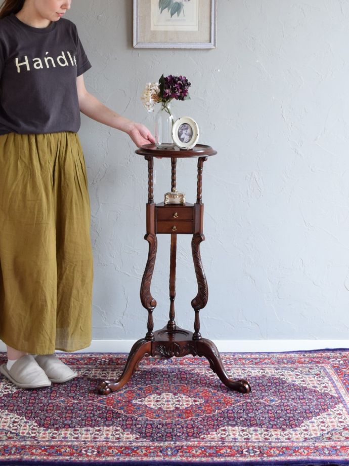 アンティークのプランツスタンド