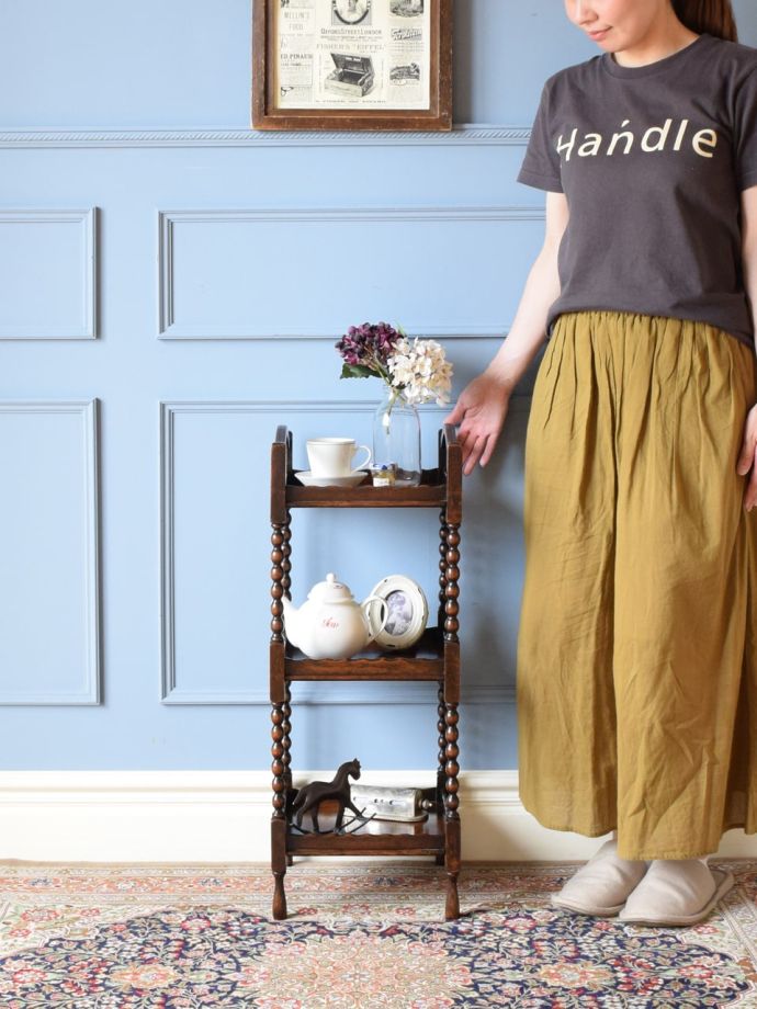 アンティークのプランツスタンド