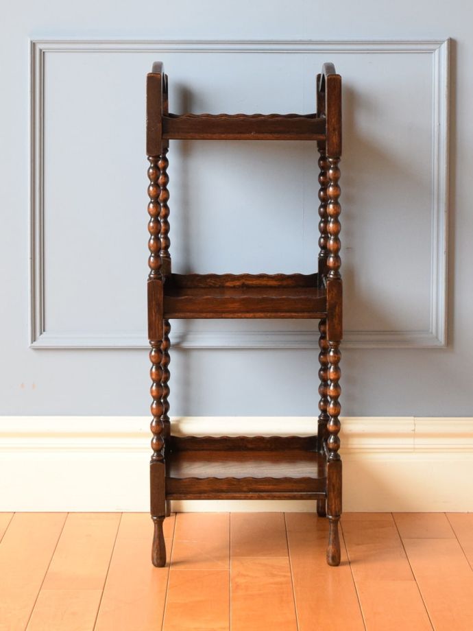 アンティーク家具の側面