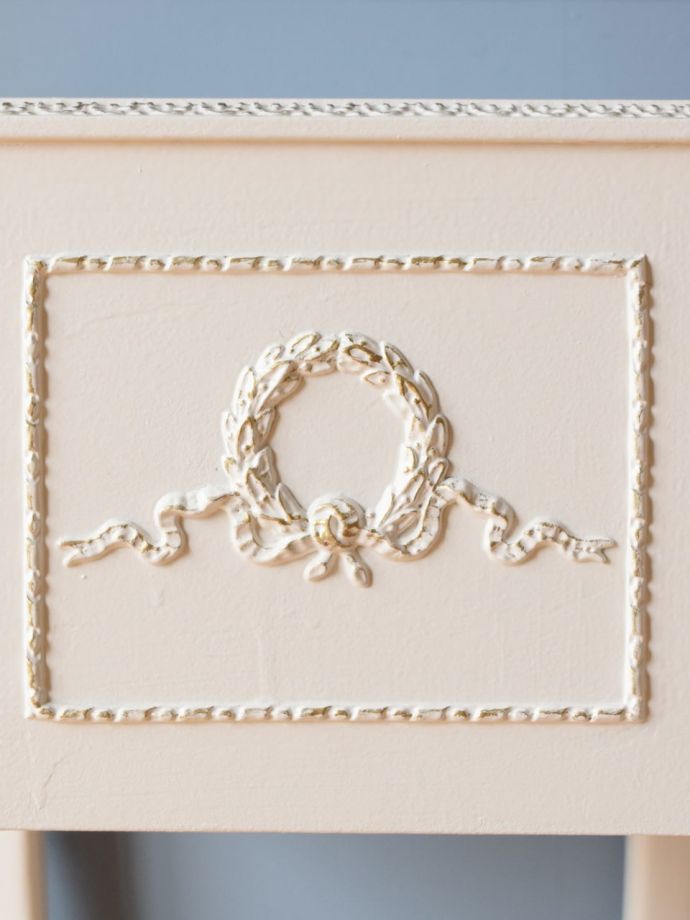 フランスチェストの装飾