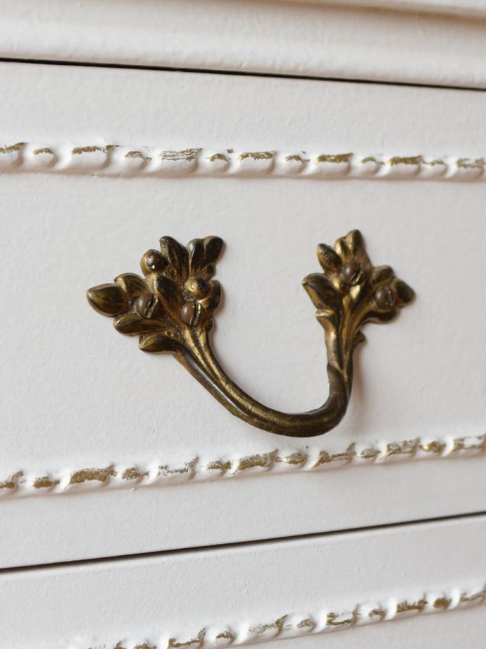 アンティーク家具の取っ手