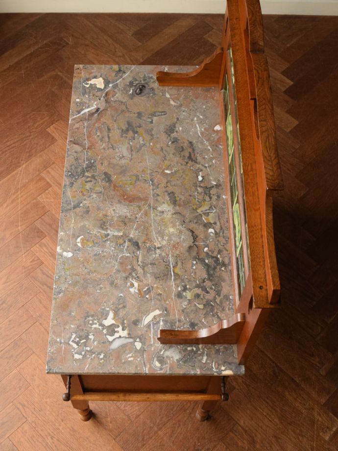 ウォッシュスタンドの天板