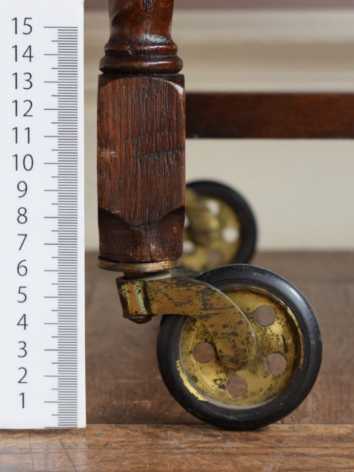 アンティーク家具の脚