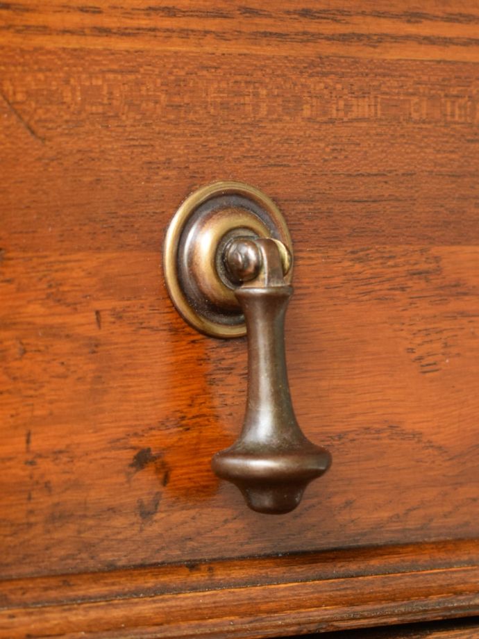 アンティーク家具の取っ手