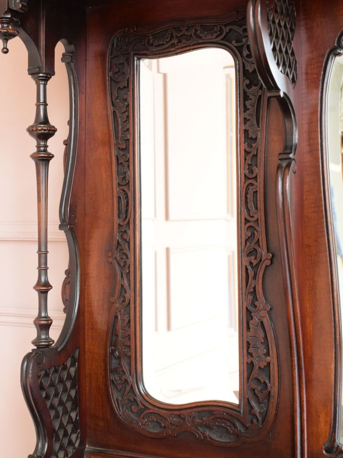 ミラーは新品です