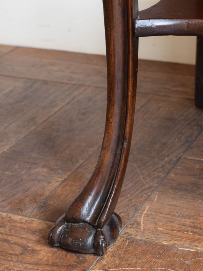 アンティーク家具の脚