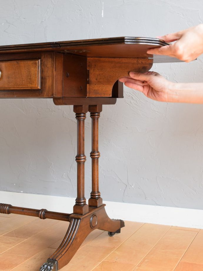 伸長式テーブルのサイズ変更方法