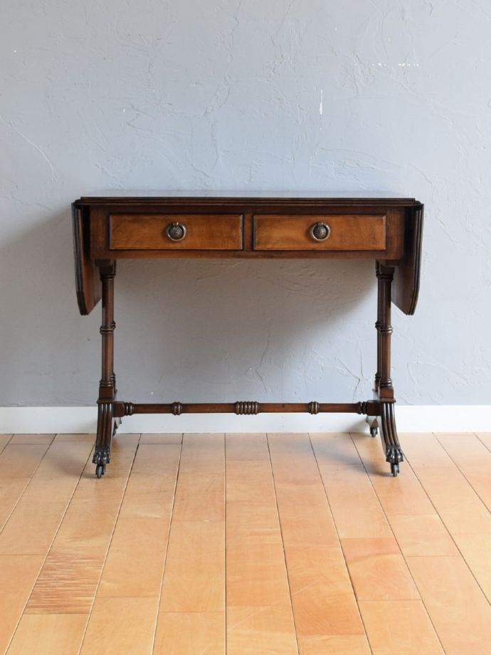 畳んだ時のバタフライテーブル