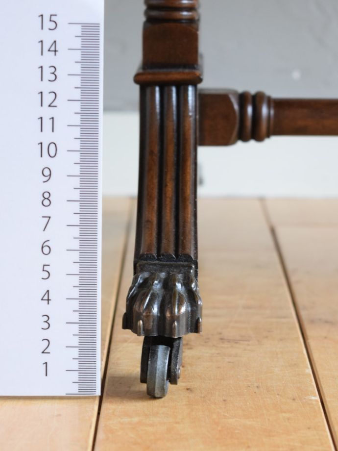 伸長式テーブルの脚