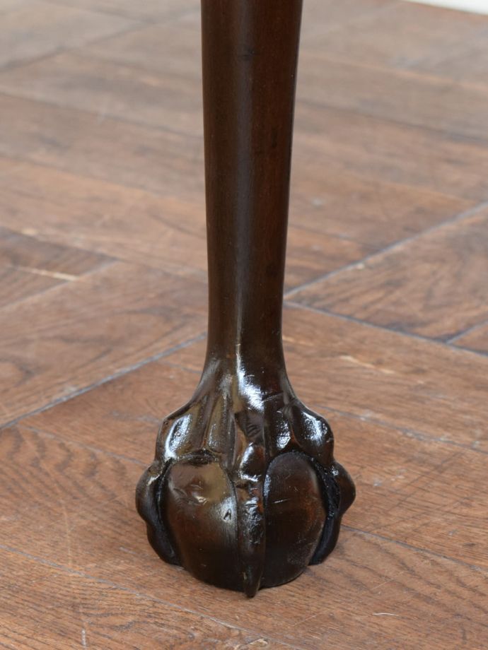 アンティーク家具の脚