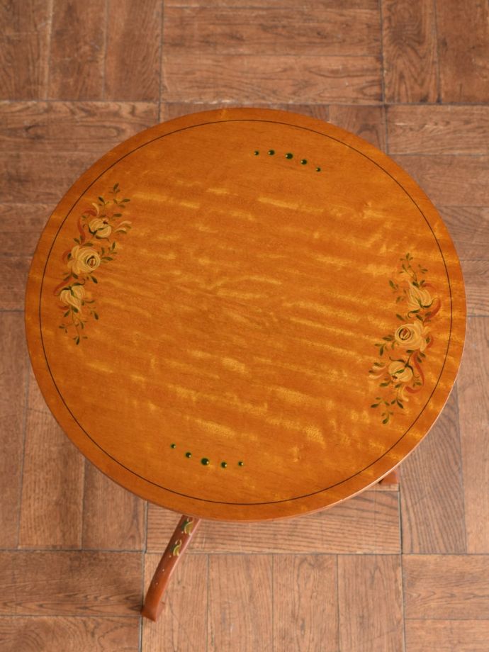 オケージョナルテーブルの天板