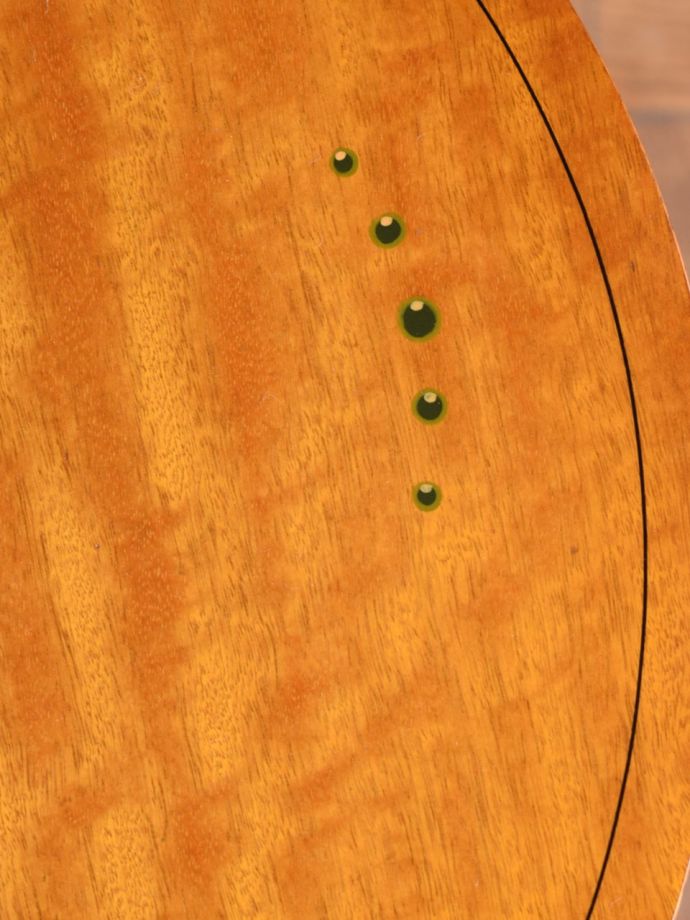 オケージョナルテーブルの天板