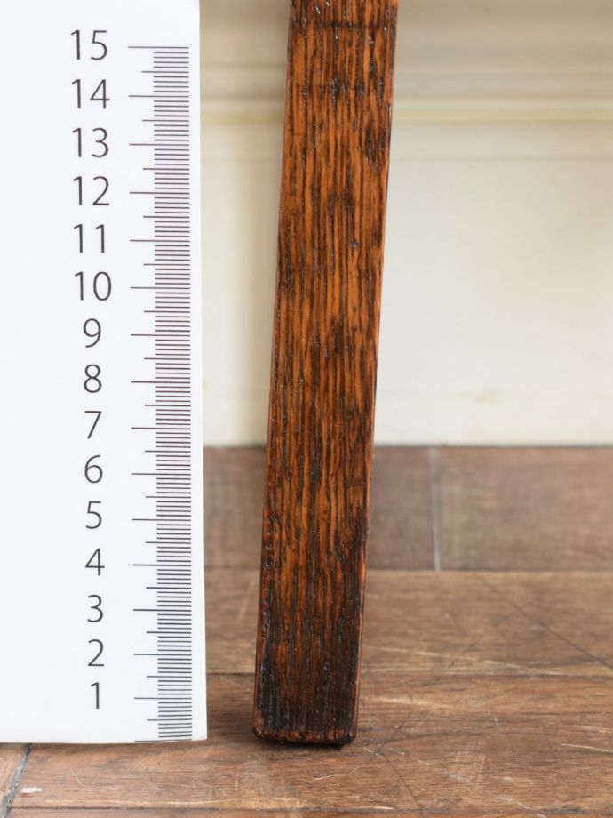 アンティーク家具の脚