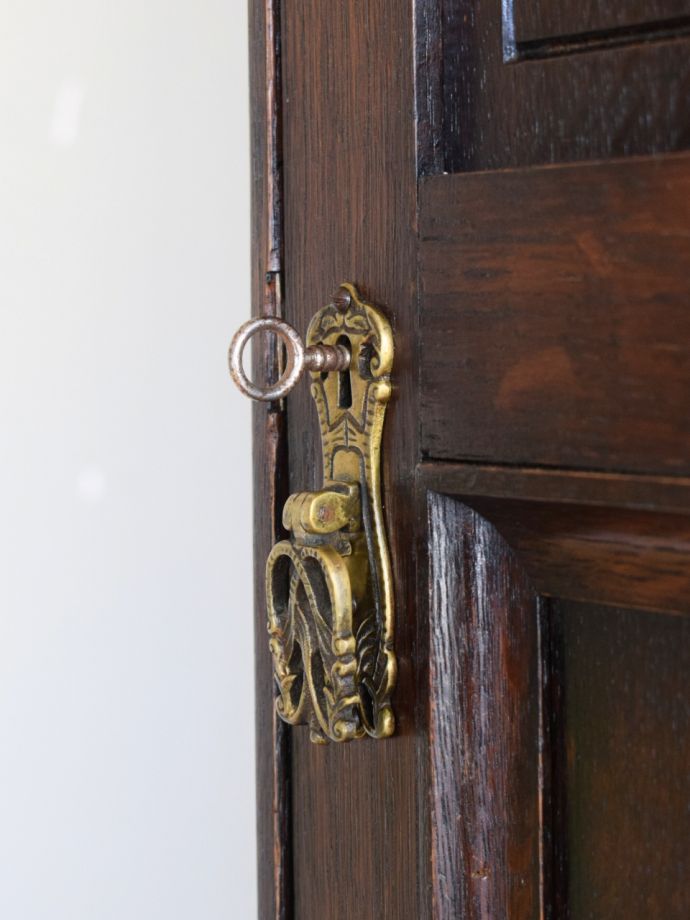 アンティーク家具の取っ手