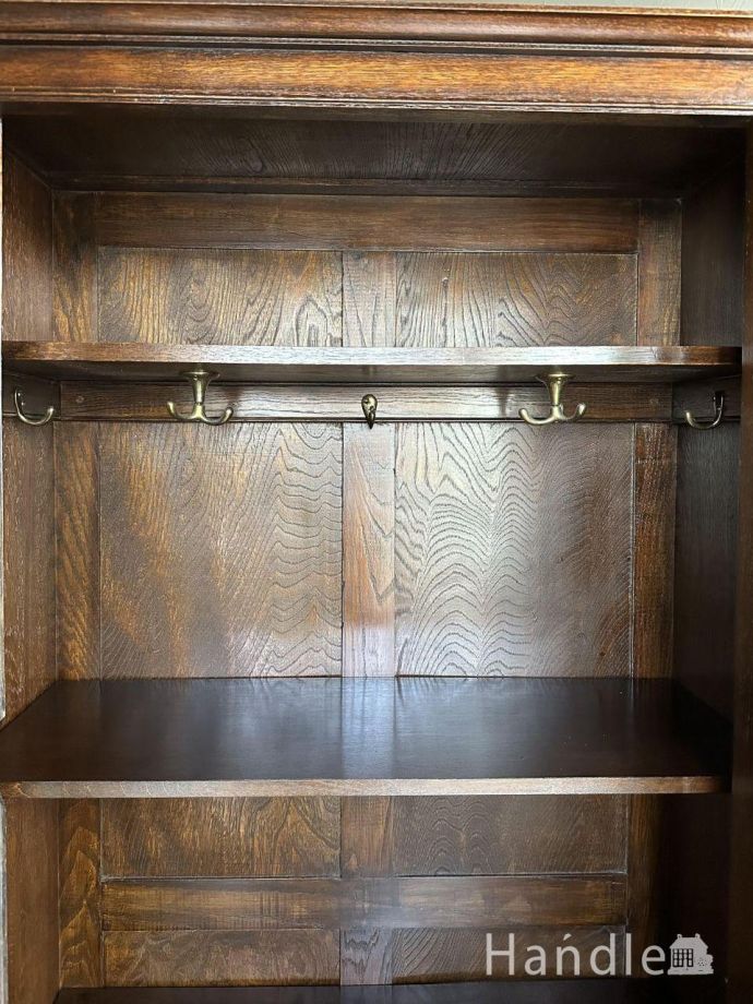 扉の中のフック