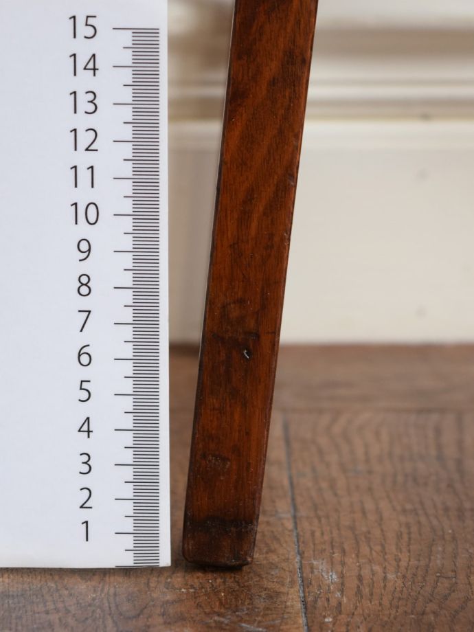 アンティーク家具の脚