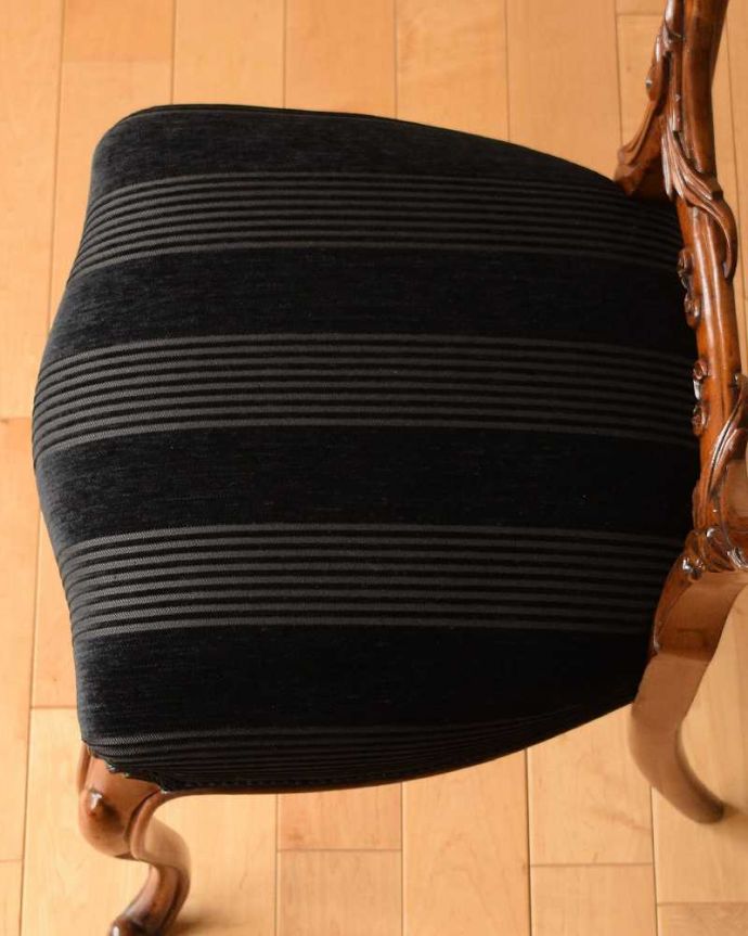 アンティークの椅子の座面