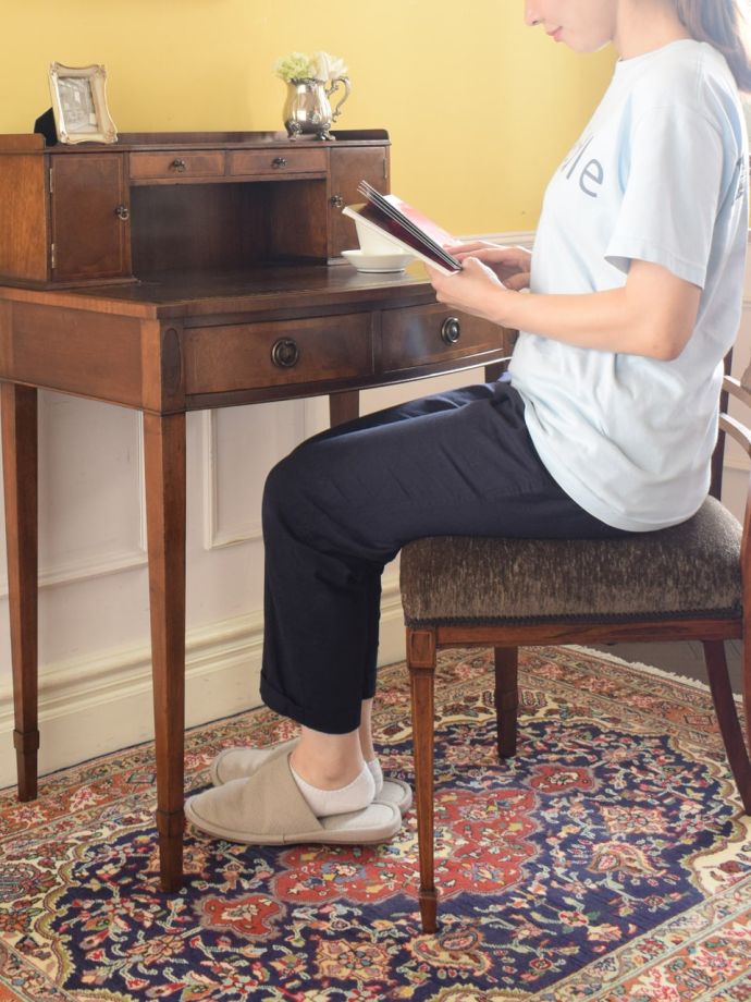 書斎机で楽しむ贅沢な時間