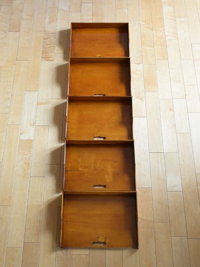 チェストの引き出しの中