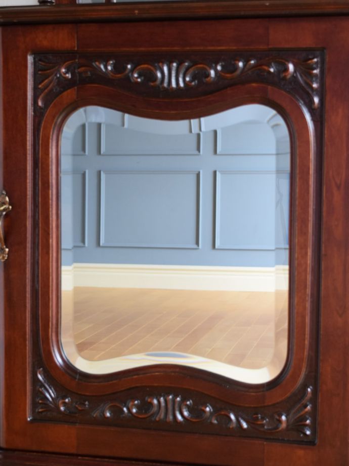 ミラーは新しいものに交換しています。