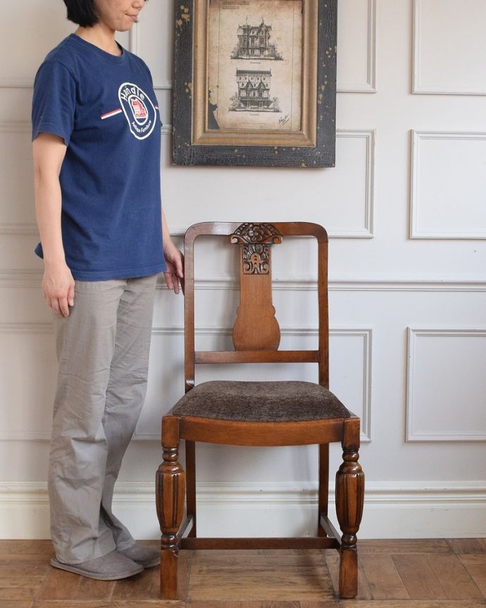 英国アンティークのダイニングチェア