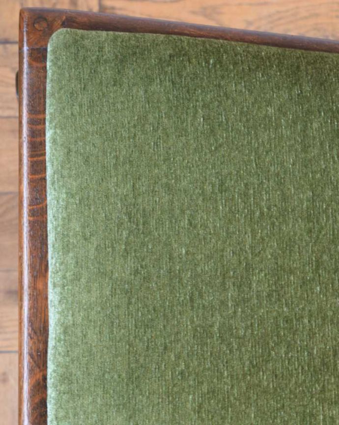 アンティークチェアの座面の生地