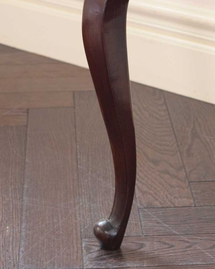アンティーク椅子の脚