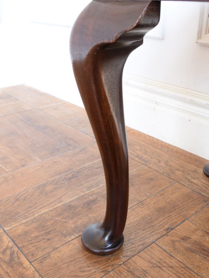 アンティーク椅子の脚