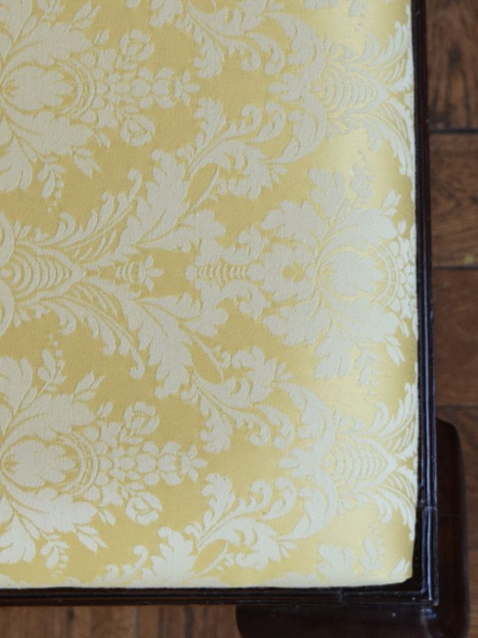 アンティークスツールの生地