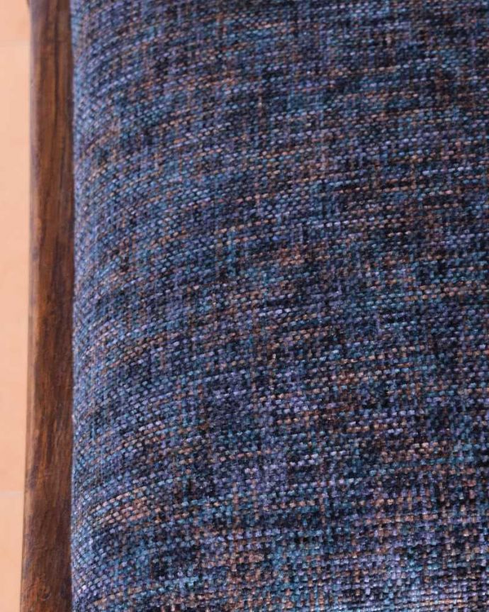 アンティークチェアの座面の生地