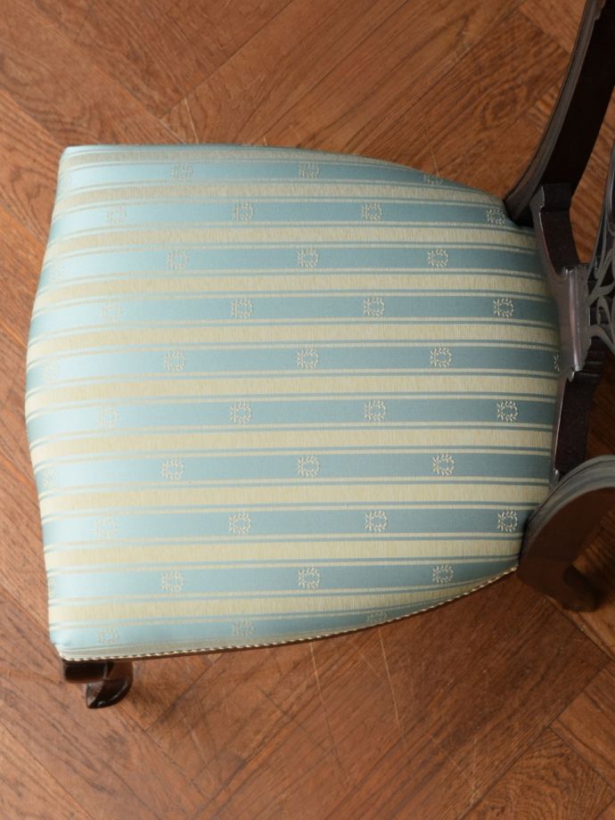 アンティークの椅子の座面