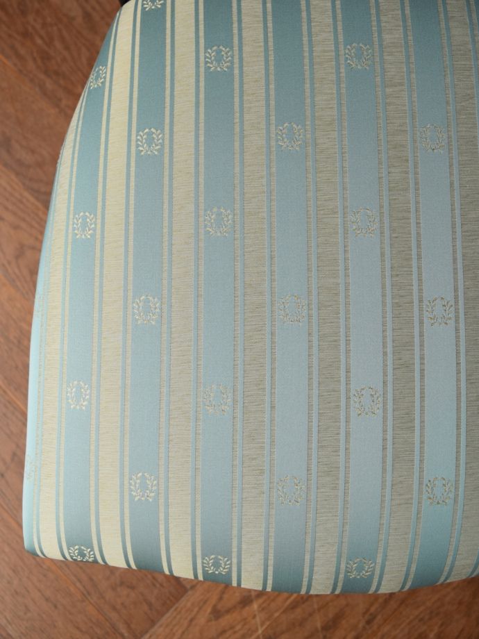 サロンチェアの座面の生地