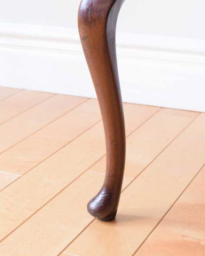 アンティーク椅子の脚