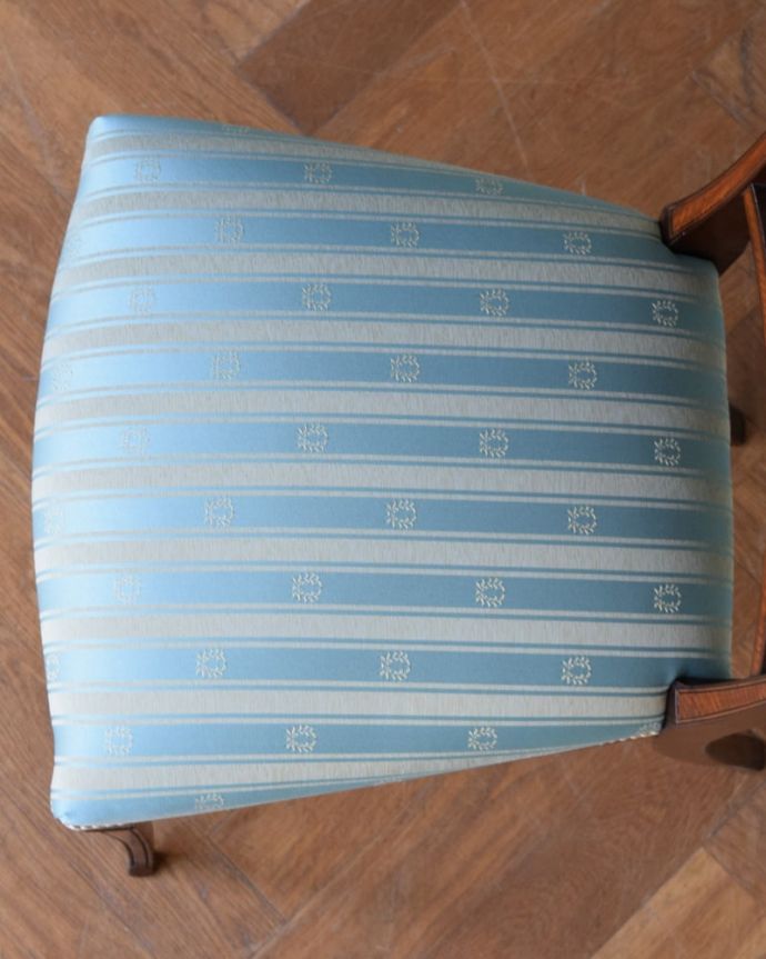 アンティークの椅子の座面